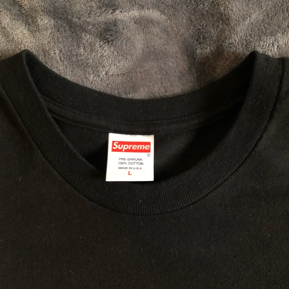 Supreme tee - Picture 4 of 4